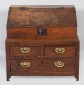 ENGLISH OAK CHILD'S SLANT FRON