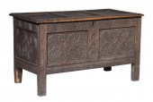 ENGLISH OAK COFFER Mid-17th c.