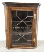 ENGLISH OAK CORNER CABINET AST