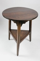 ENGLISH OAK CRICKET TABLE, EAR