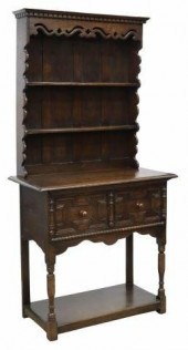 ENGLISH OAK KITCHEN DRESSEREng