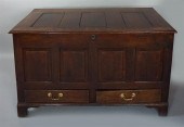ENGLISH OAK PANELED BLANKET CH