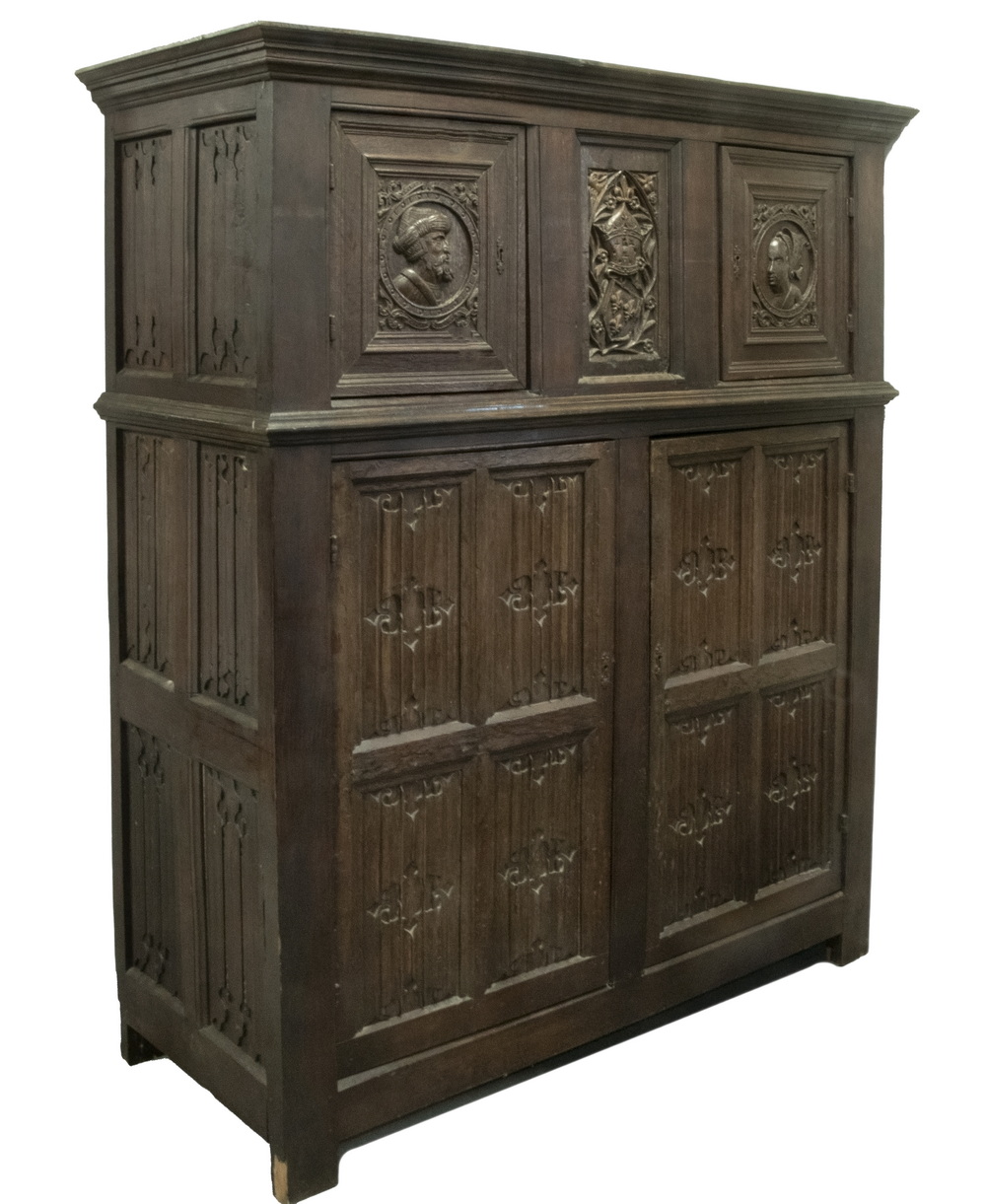 ENGLISH OAK PRESS CUPBOARD Late