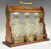 ENGLISH OAK TANTALUS LIQUEUR S