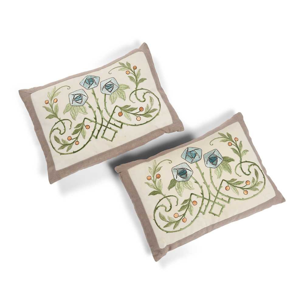 ENGLISH PAIR OF ARTS & CRAFTS