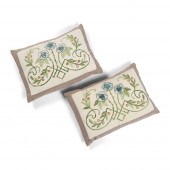 ENGLISH
PAIR OF ARTS & CRAFTS