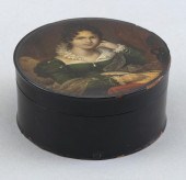 ENGLISH PAPIER-MÂCHÉ SNUFF BOX