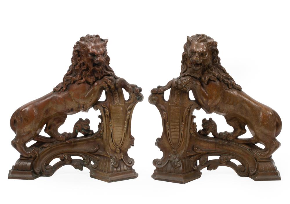 ENGLISH PATINATED BRONZE LION