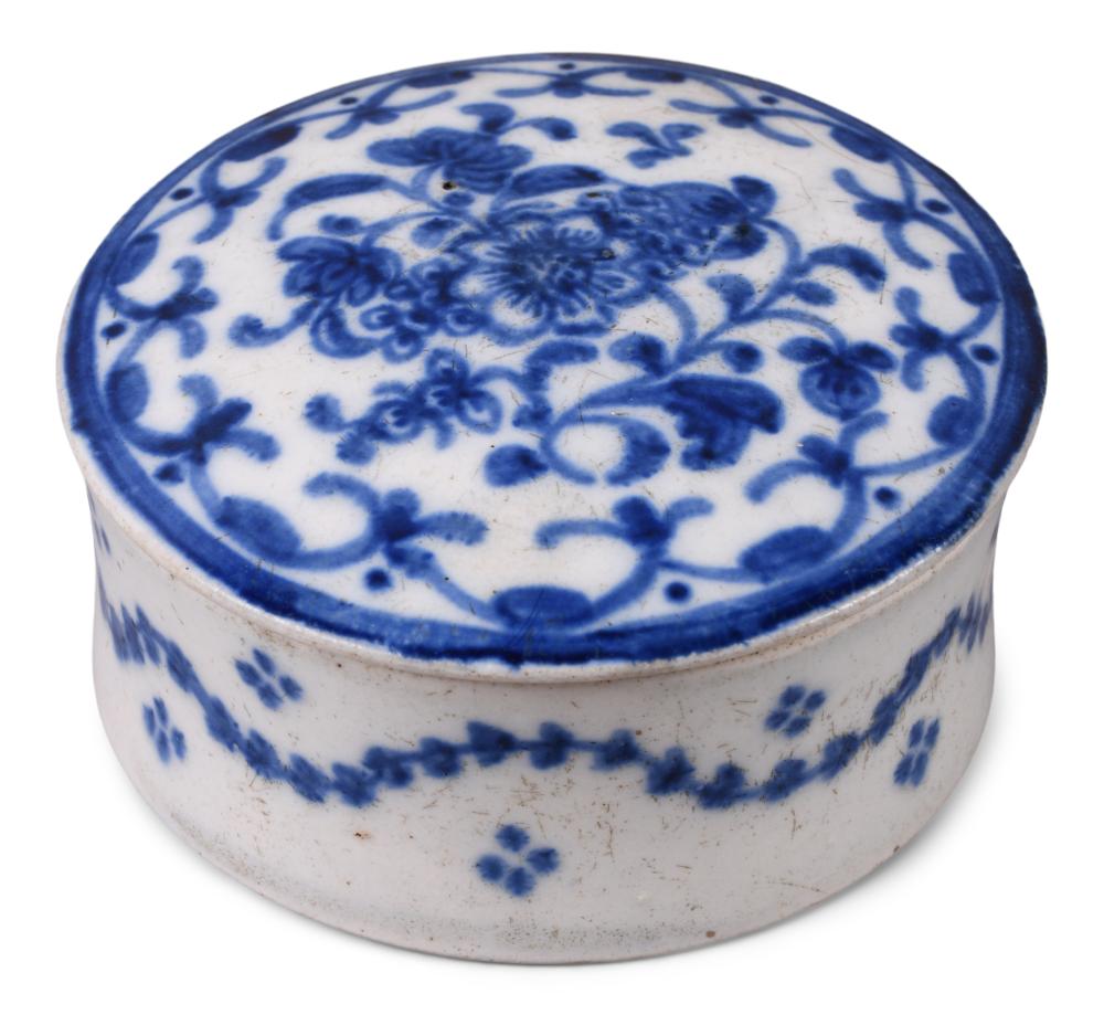 ENGLISH PEARLWARE BLUE AND WHITE