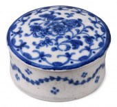 ENGLISH PEARLWARE BLUE AND WHI