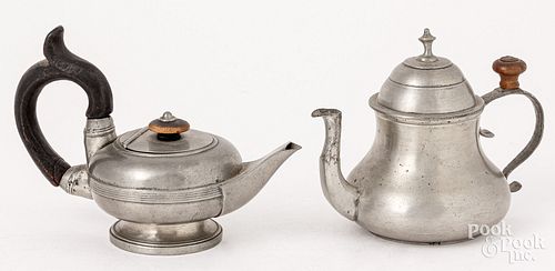 ENGLISH PEWTER TEAPOT WITH LARGE
