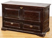 ENGLISH PINE BLANKET CHEST, MI