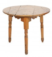 ENGLISH PINE CRICKET TABLEEngl