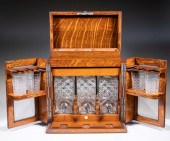 ENGLISH PORTABLE LIQUOR CHEST