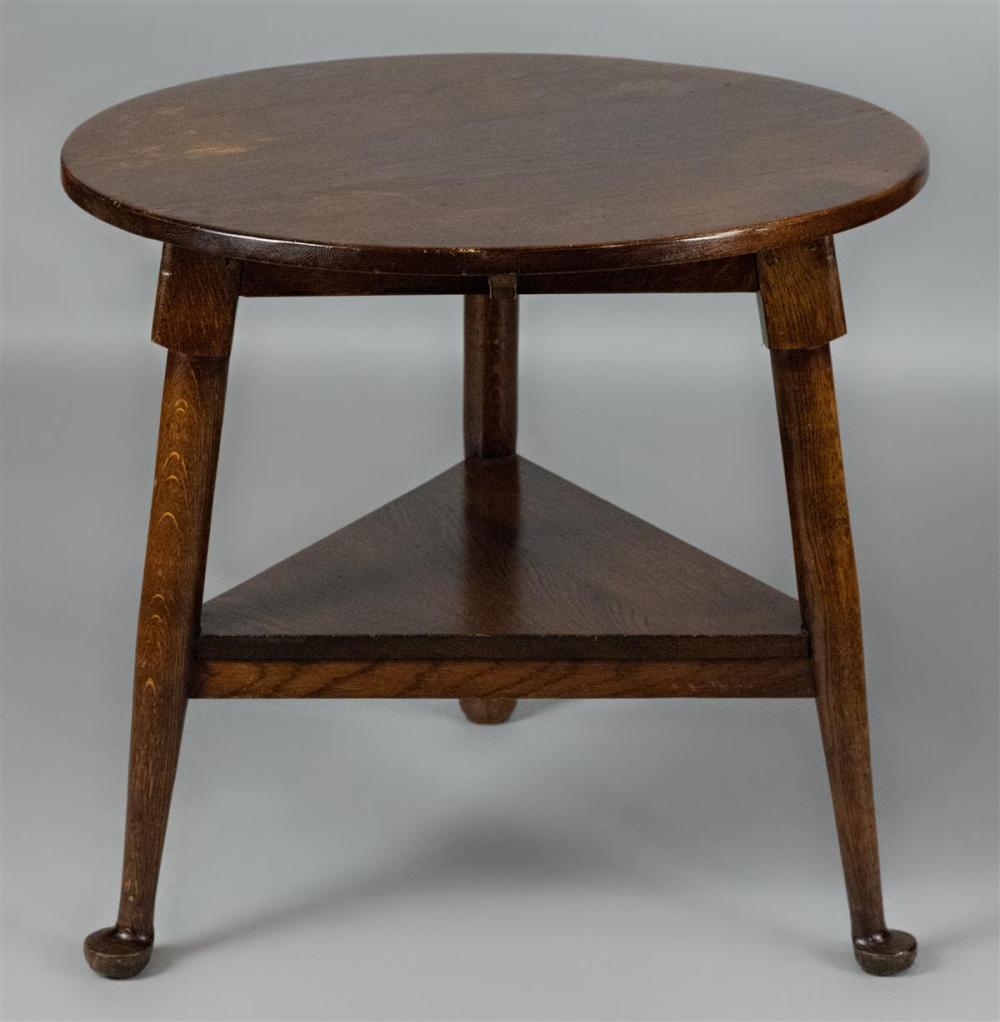 ENGLISH PROVINCIAL STYLE OAK