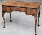 ENGLISH Q.A. STYLE WALNUT LADI