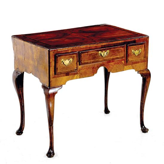 English Queen Anne lowboy late 18th