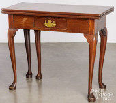 ENGLISH QUEEN ANNE MAHOGANY CA