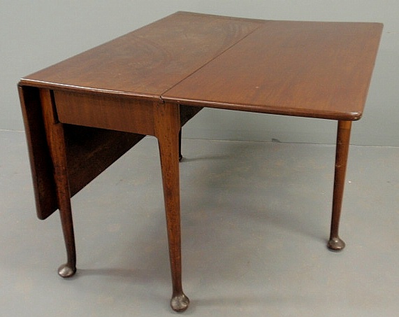 English Queen Anne mahogany