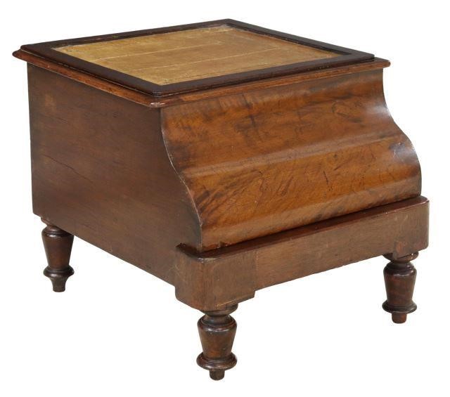 ENGLISH REGENCY PERIOD MAHOGANY BED
