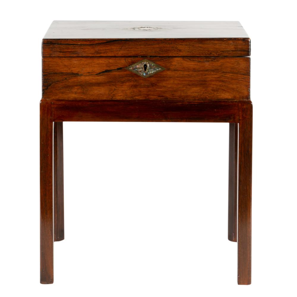 ENGLISH ROSEWOOD COFFER ON