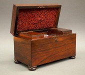 ENGLISH ROSEWOOD TEA CADDYAn e