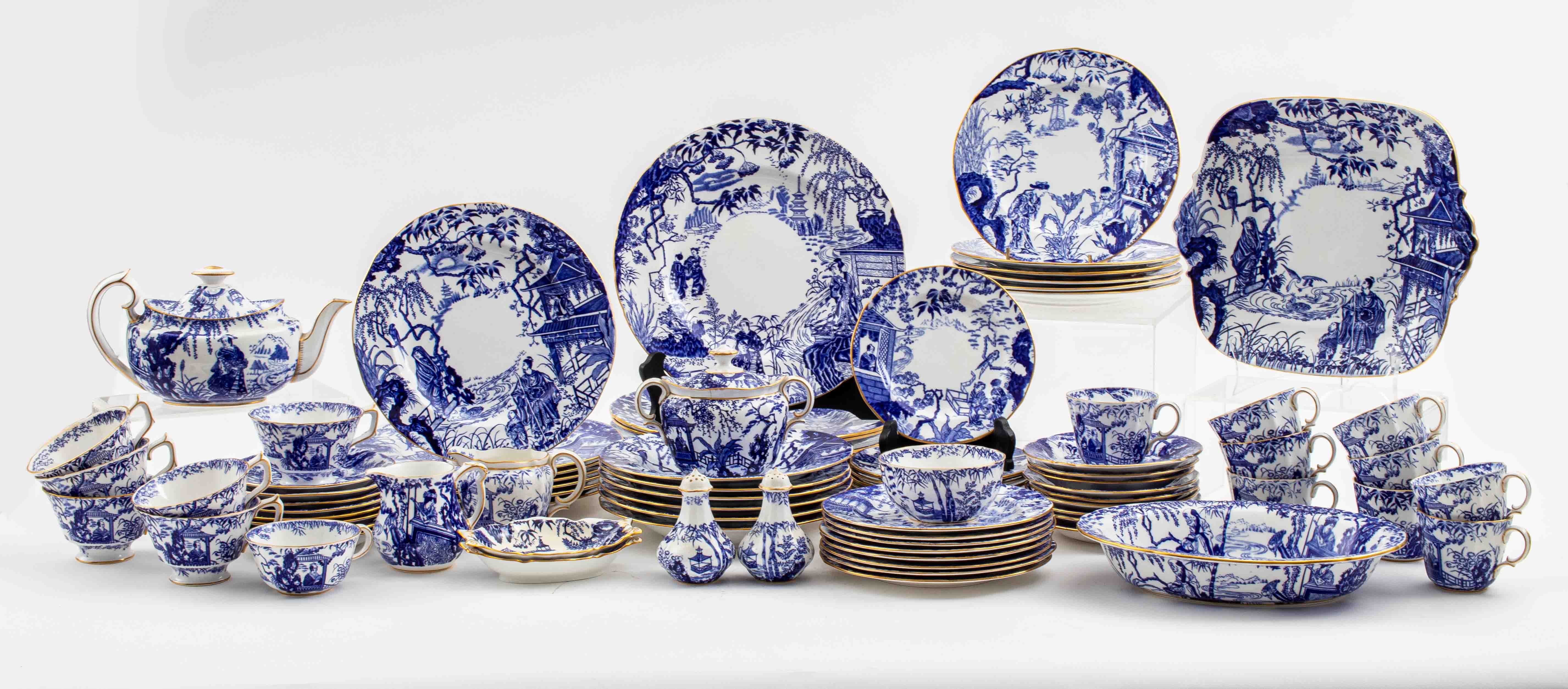 ENGLISH ROYAL CROWN DERBY