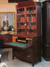 ENGLISH SHERATON MAHOGANY SECR