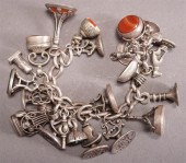 ENGLISH SILVER CHARM BRACELET