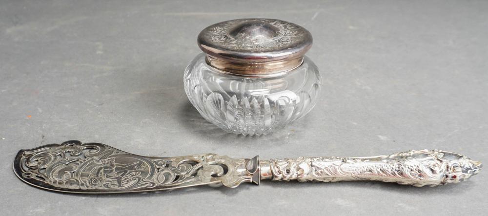 ENGLISH SILVER PLATE FISH SLICE AND