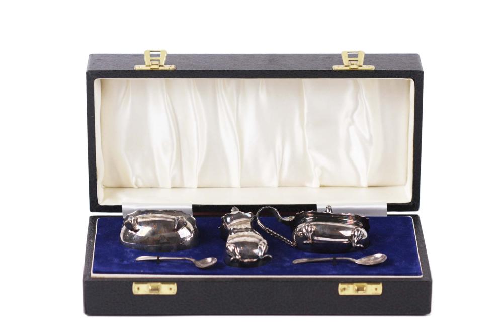 ENGLISH SILVER SALT/PEPPER