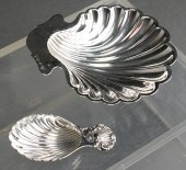 ENGLISH SILVER SHELL-FORM BOWL