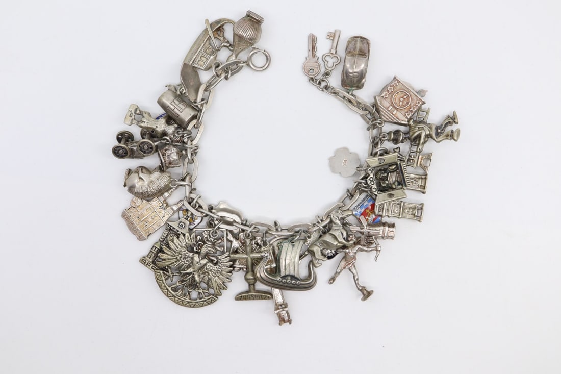ENGLISH SILVER TRAVEL CHARM
