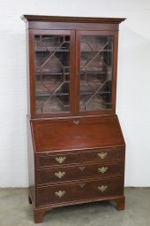 ENGLISH STYLE MAHOGANY BUREAU