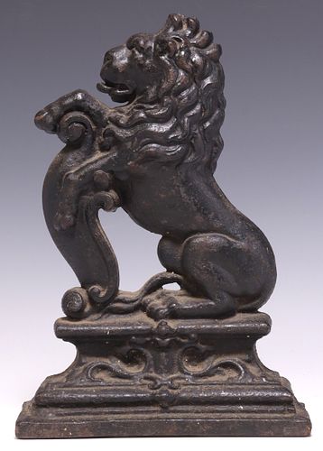 ENGLISH VICTORIAN CAST IRON LION