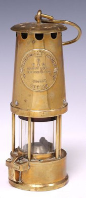 ENGLISH VICTORIAN ECCLES LIGHT