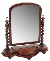 ENGLISH VICTORIAN MAHOGANY DRE