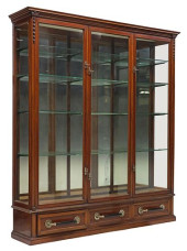 ENGLISH VICTORIAN MAHOGANY STO