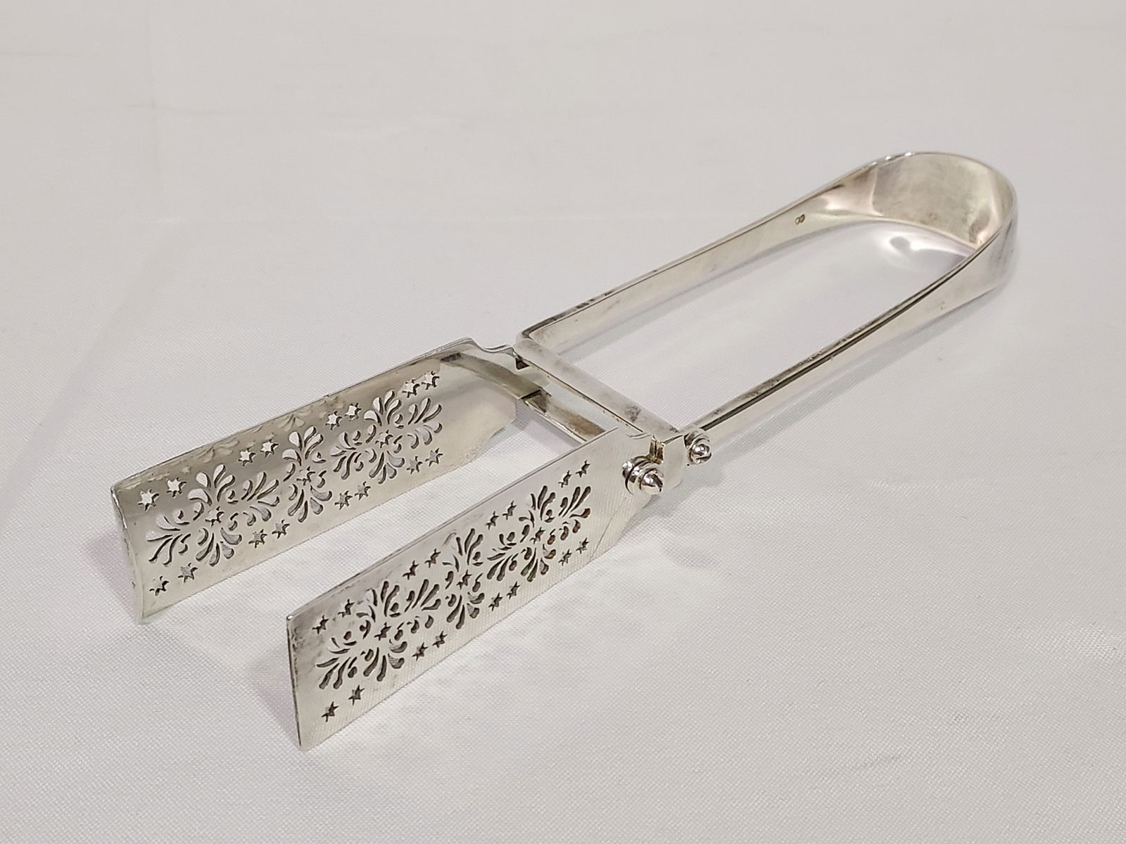 ENGLISH VICTORIAN STERLING SILVER