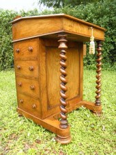English Walnut sea captain's d