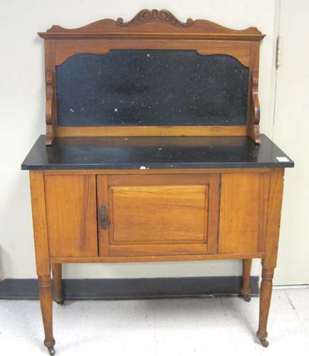 ENGLISH WASHSTAND of satinwood