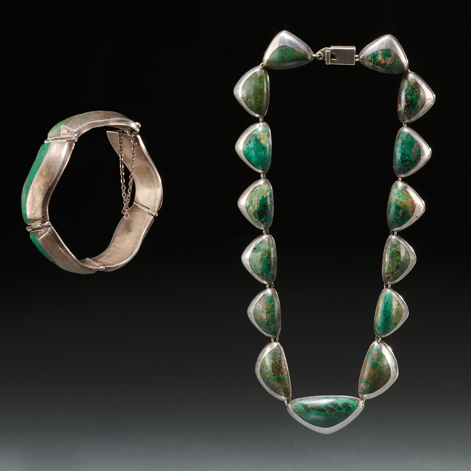 ENRIQUE LEDESMA, SILVER NECKLACE
