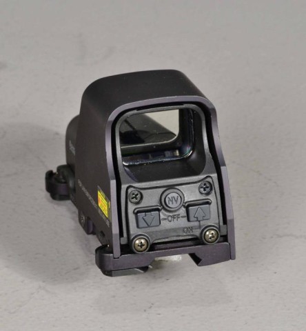 EO TECH HOLOGRAPHIC SIGHTSerial