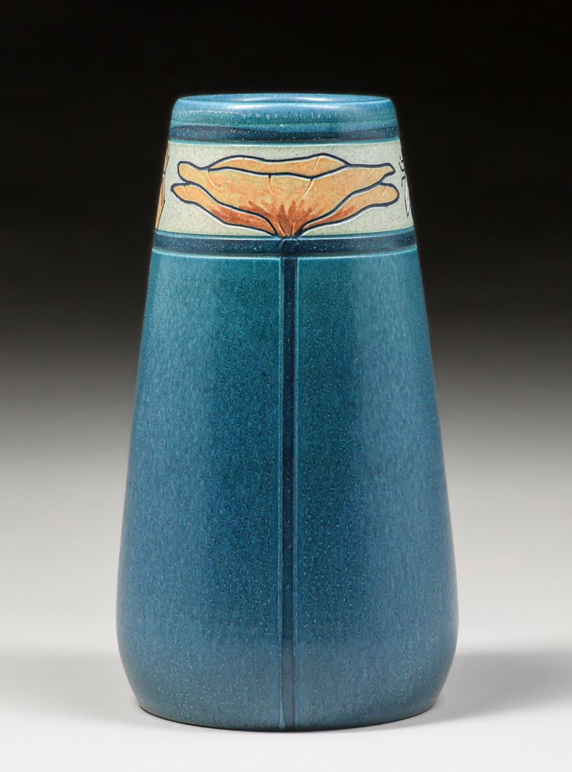 EPHRAIM POTTERY POPPY VASE
