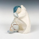 ESKIMO BOY - LLADRO PORCELAIN