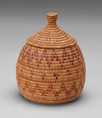Eskimo lidded basket, rounded