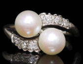 ESTATE 14KT WHITE GOLD CULTURE
