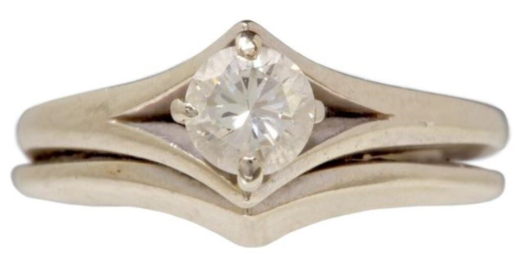 ESTATE ARTCARVED 14KT WHITE GOLD