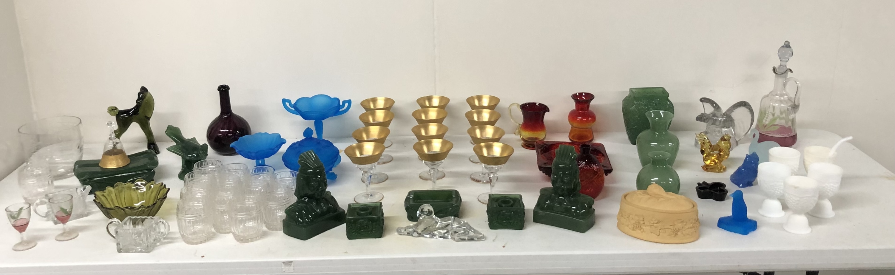 ESTATE LOT OF APPROX. 65 PIECES