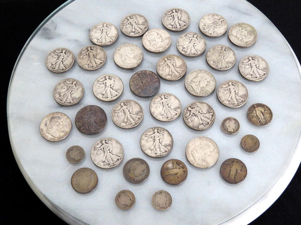 ESTATE LOT OF SILVER HALVES,